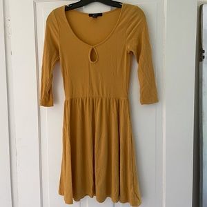 FOREVER 21 small mustard yellow dress